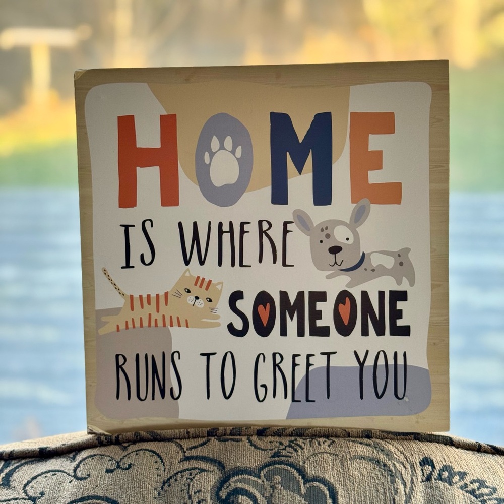 Charming Home Decor Sign with Pets - Multicolor